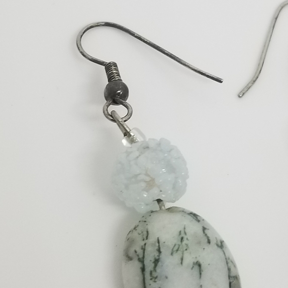 VINTAGE TREE AGATE GEMSTONE & GLASS DROP HOOK EARRINGS - Picture 5 of 5
